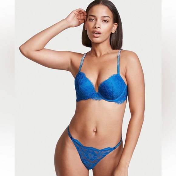 VS Rhinestone Bundle - Picture 4 of 16